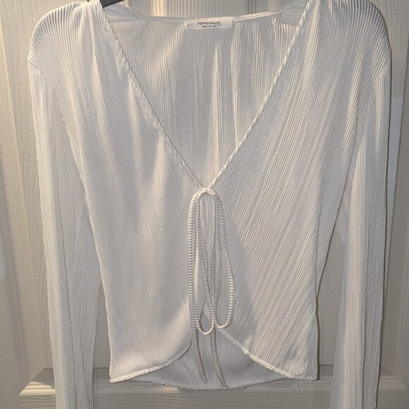 Beautiful satin crop top - Picture 4 of 4